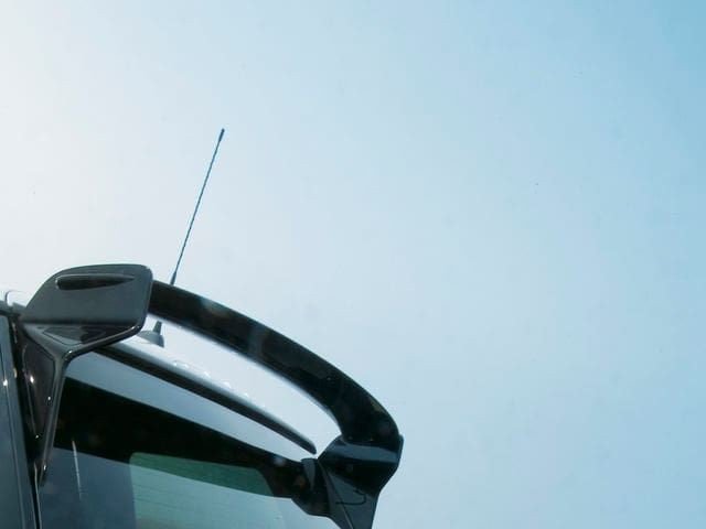 Another wing on a hatch. Which is it this time?
