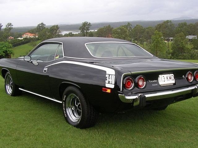 How many 1973 4-Speed 340 Barracudas did Plymouth make?