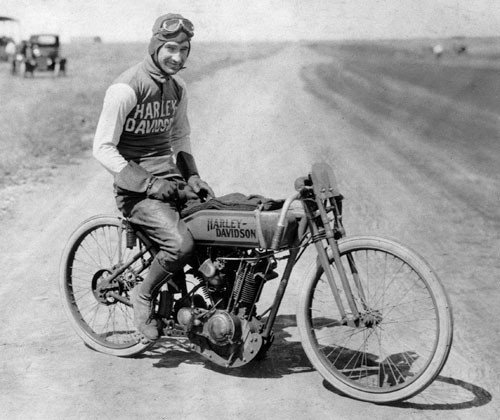 A Harley-Davidson Was the First to Average over 100 Miles Per Hour