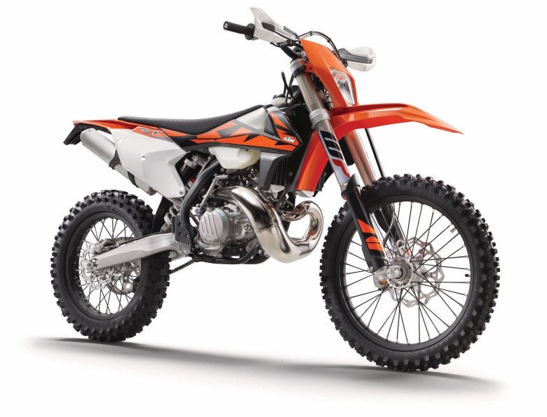 Advantages of Fuel-Injected Two-Stroke Engines: Enhanced Performance and Riding Experience