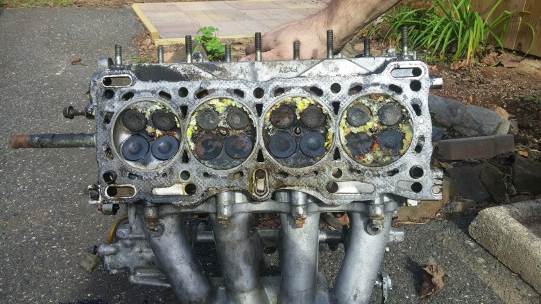 Sawdust and Additives in the Engine