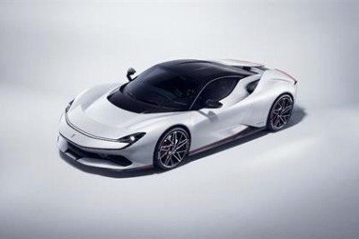 UK PREMIERE FOR NEW HYPERCAR PININFARINA BATTISTA WITH NICK HEIDFELD AT 77TH GOODWOOD MEMBERS’ MEETING