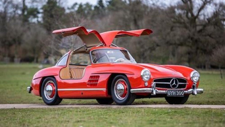 1954 MERCEDES 300SL GULLWING HEADLINES SILVERSTONE CLASSIC SALE