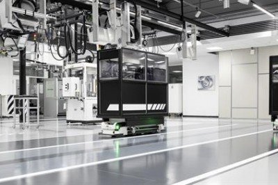 NEW MERCEDES-AMG FOUR-CYLINDER TURBO ENGINE FROM ULTRA-MODERN PRODUCTION