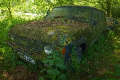 1987 Range Rover Abandoned In Forest Only Has 23,000 Miles On The Odometer