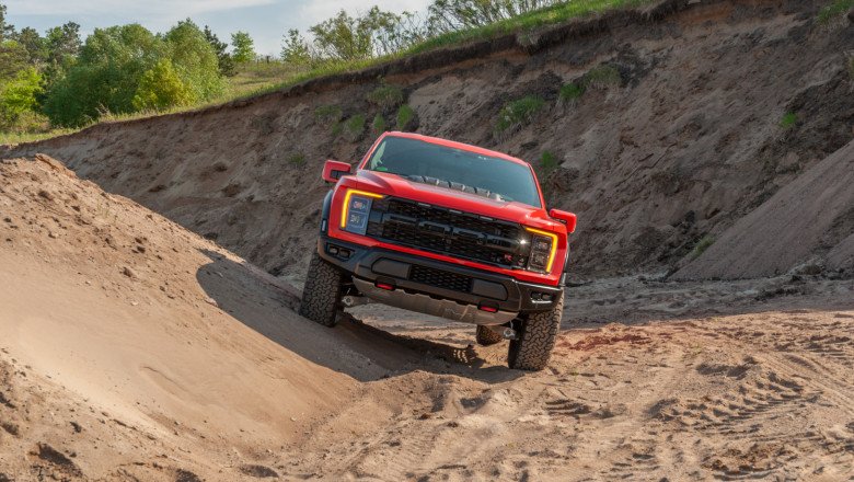 2023 Ford F-150 Raptor R, Nissan Z Nismo, 2024 Range Rover Evoque: Today's Car News