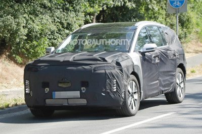 2025 Hyundai Ioniq 7 spy shots