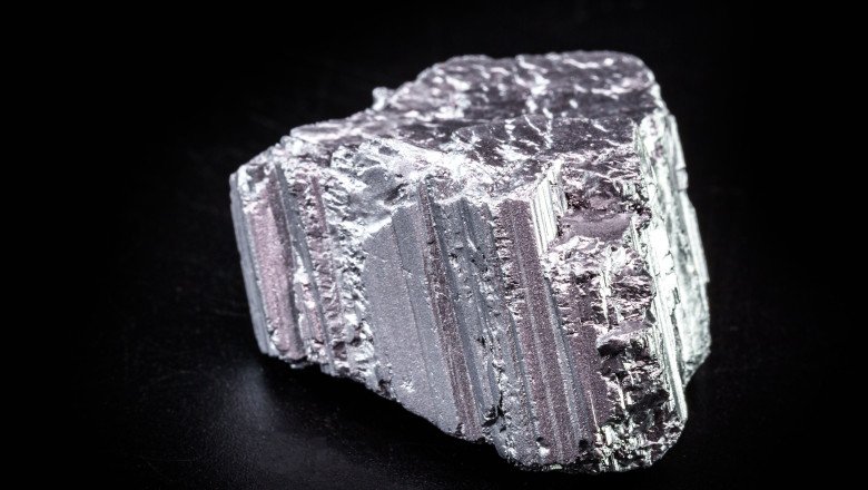 Exploring Alternatives to Rare Earth Metals in the Electric Vehicle Industry