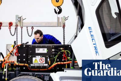 European truck makers ‘trail in global race to net zero’