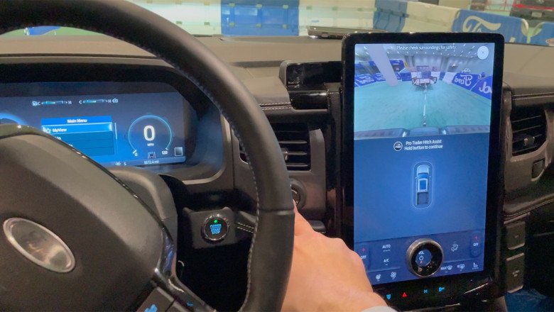 Ford's AI-powered tech lets pickups pull up to trailers by themselves