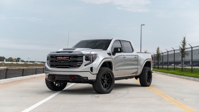 GMC Sierra 1500 gets the PaxPower Jackal treatment with up to 650 hp