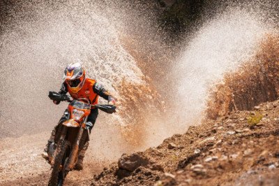 The Rise and Revival of Two-Stroke Engines in Dirt Bike Racing