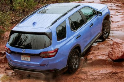 Review: The 2023 Honda Pilot TrailSport is a jumbo off-roader