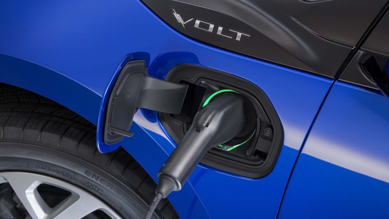 GM plug-in hybrids due in 2027, as tighter EPA rules apply