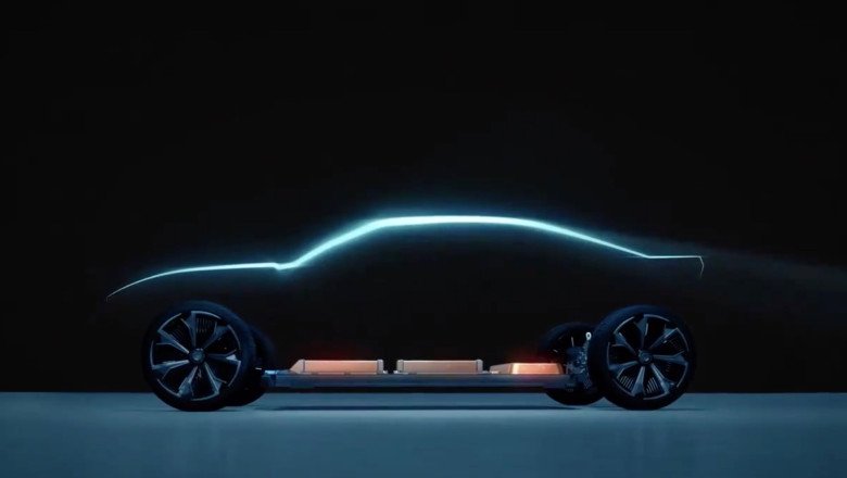 Honda Civic Hybrid details, VW ID.7 delay, Camaro EV: Today’s Car News
