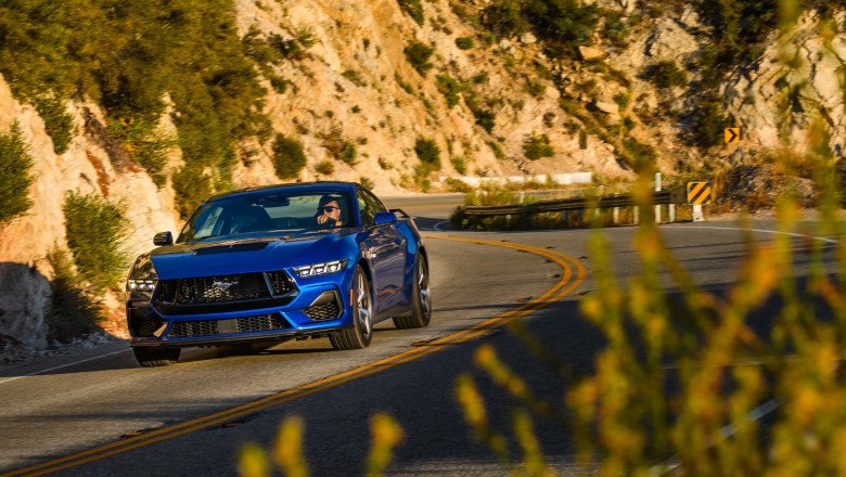 Manual-equipped 2024 Ford Mustangs recalled for fire risk