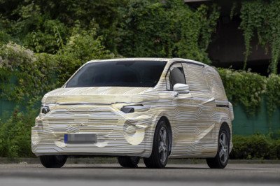 Mercedes-Benz Van.EA prototypes preview 2026 van lineup