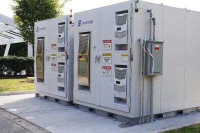 Nissan Leaf batteries get second life at automaker's headquarters