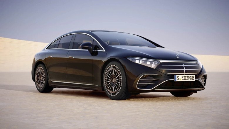 2025 Mercedes-Benz EQS upgrades range and brakes for $105,550