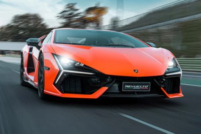 Lamborghini Revuelto receives first recall