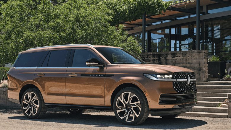 2025 Lincoln Navigator starts at over $100K — is it worth the splurge?