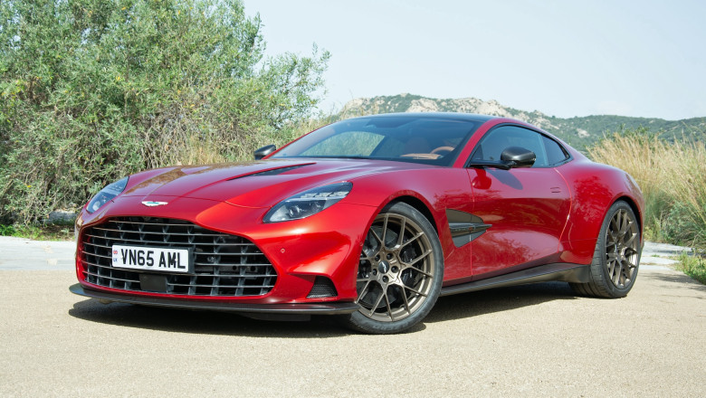 Review: 2025 Aston Martin Vanquish packs power and purity