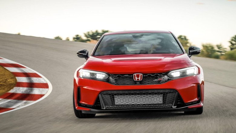 Thieves Steal 20 Honda Civic Type Rs From Australian Port