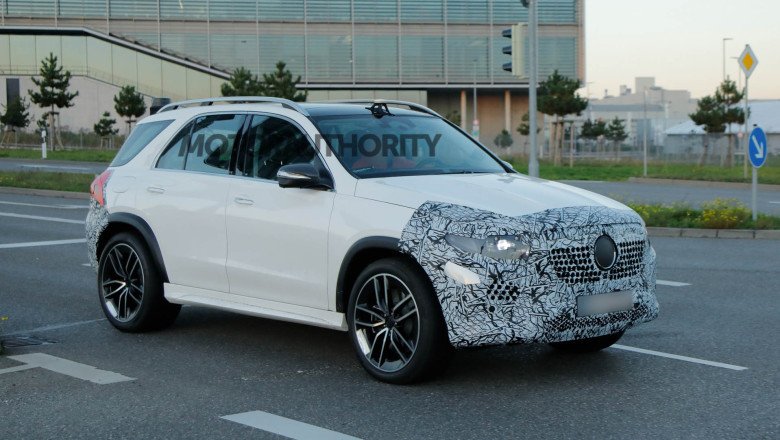 2027 Mercedes-Benz GLE-Class spied: Second facelift coming