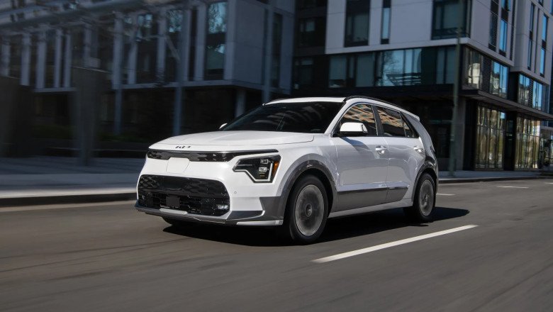 2025 Kia Niro EV still costs $40,975 despite added standard equipment