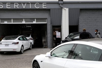 Trump Now Has Control Of Tesla Full Self-Driving Safety Probe