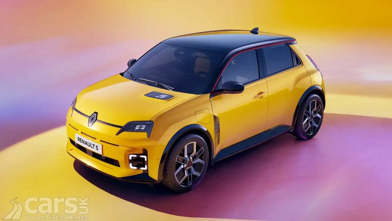Electric Renault 5 E-Tech UNDERCUTS the Hyundai Inster EV by £500
