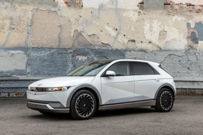 Hyundai recalls 145,000 Ioniq and Genesis EVs for loss of drive power