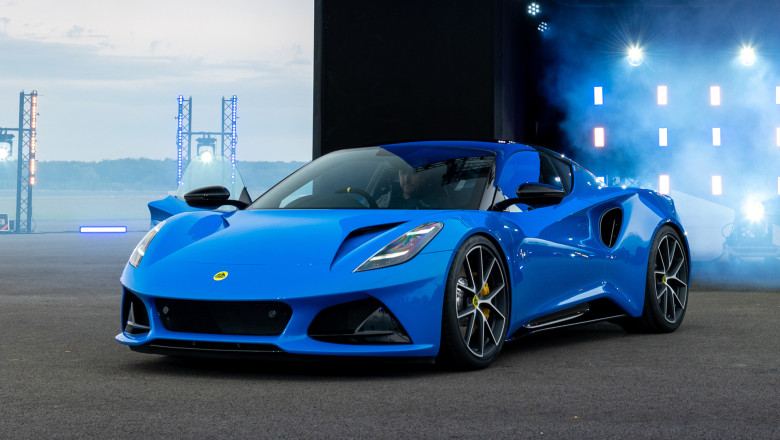 Lotus open to Emira hybrid as electric successor pushed back