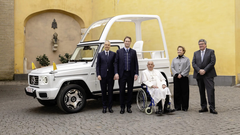 Electric Mercedes-Benz G-Class serves as latest Popemobile
