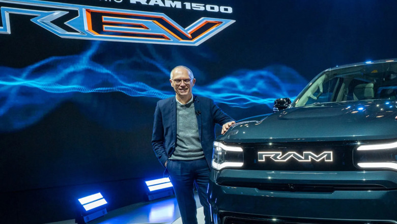 Everybody wanted to keep the Hemi except Stellantis' former CEO, according to sources