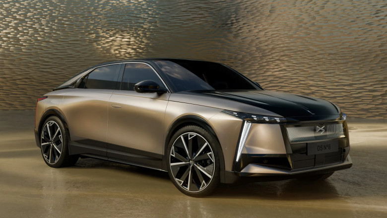 2025 DS N°8 revealed as French electric flagship