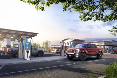 GM and ChargePoint deploying 500-kw fast-chargers with Omni Port