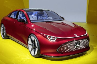 Mercedes cars fitted with breath sensors will raise alarm if a child is left inside