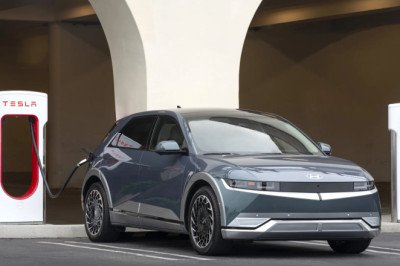 Free NACS adapters will soon enable Hyundai EVs Supercharger access