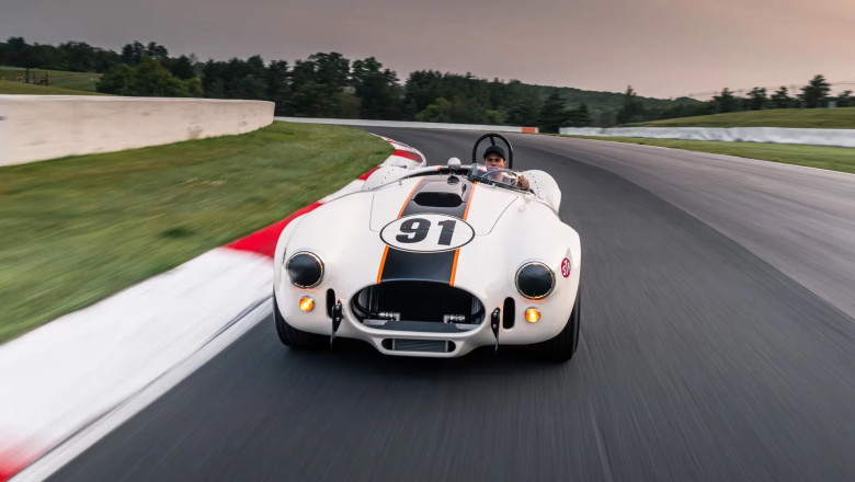 Famous Essex Wire Shelby 427 Competition Cobra heads to auction