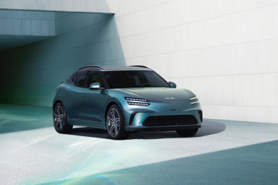 2026 Genesis GV60 bows with sportier design