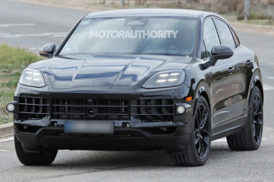 2027 Porsche Cayenne Coupe spied with updates