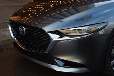 Mazda plans to build an EV battery factory in Japan
