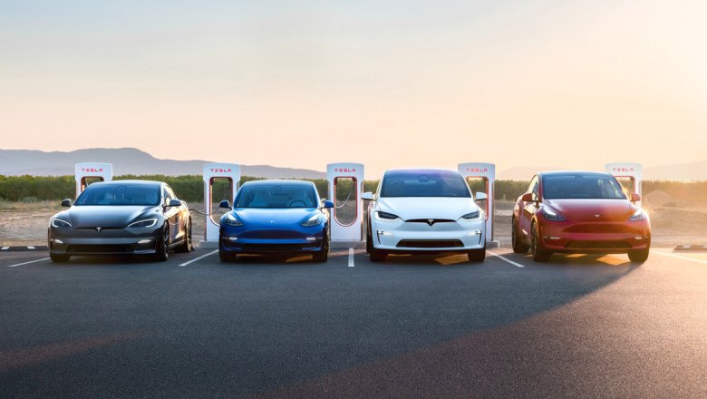 Nearly 240,000 Teslas Recalled For Short Circuiting Rear-View Cameras