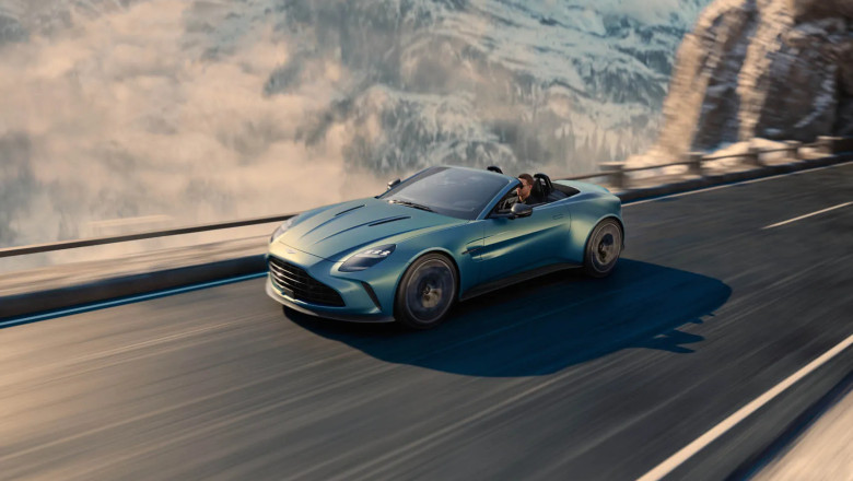 2026 Aston Martin Vantage Roadster ready to drop its top