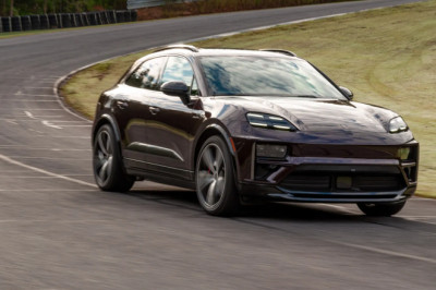 Porsche reportedly mulls new generation of gas Macan