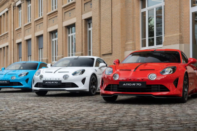 The Magnificent Alpine A110 Has Only 12 Months Left To Live