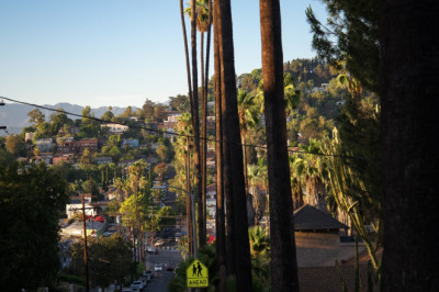 Here's Why LA Has Streets That Are Steep Enough To Launch Teslas Into The Air