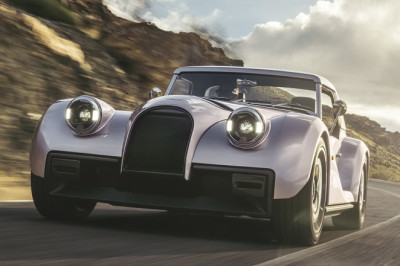 Morgan unveils the £102,000 Supersport to take the 115-year-old British carmaker into the future