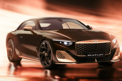 This One-Of-18 Bentley Batur Has 3D-Printed Rose Gold Trim Made From Recycled Jewelry